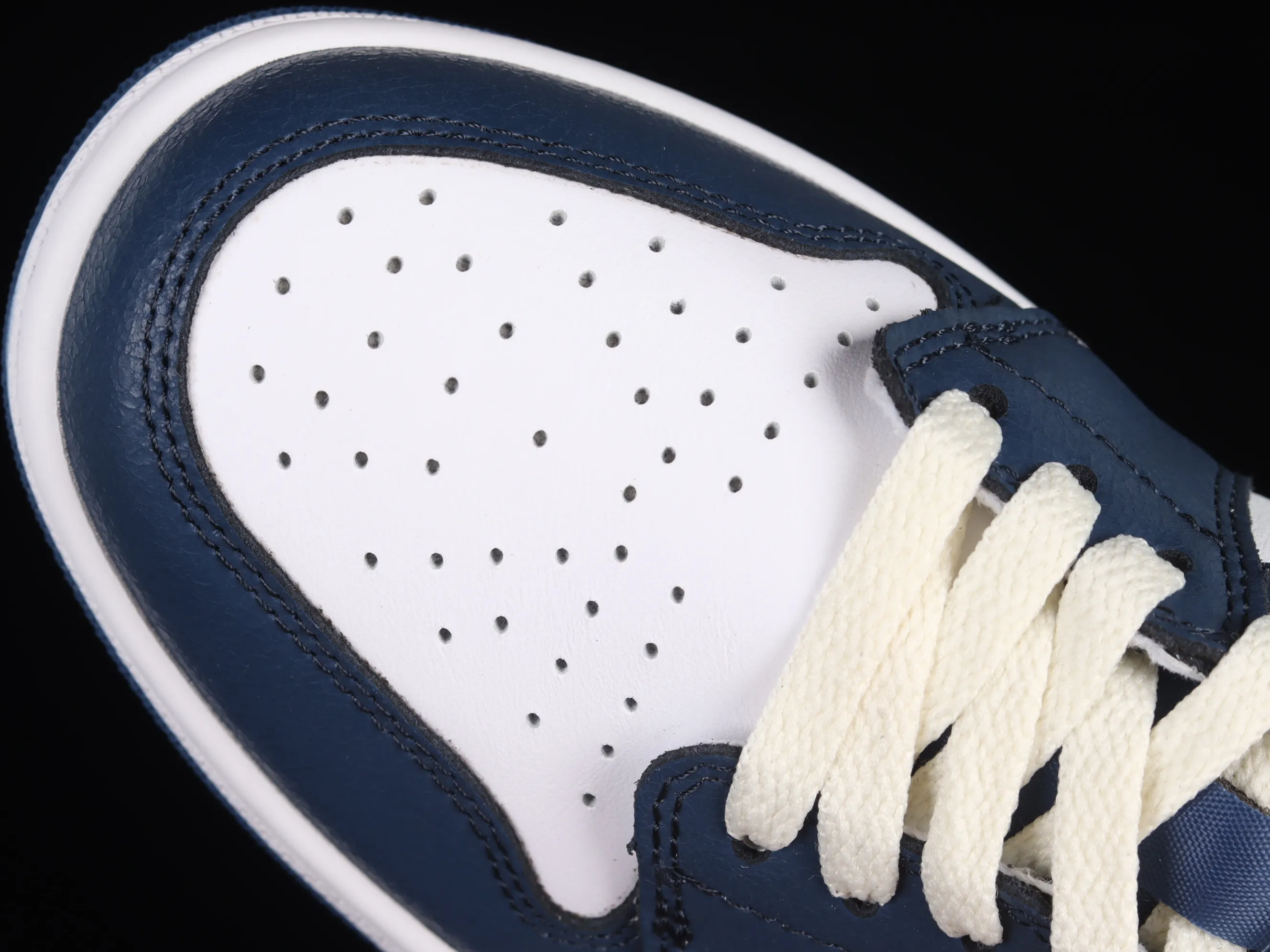 All categories Air Jordan Jordan series basketball shoes Air Jordan 1 Low Z version Air Jordan 1 Low AJ1 Joe 1 white and blue low-top casual sneakers CZ0790-065